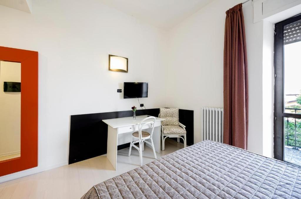 Hotel Colucci นัสโก้ ภายนอก รูปภาพ