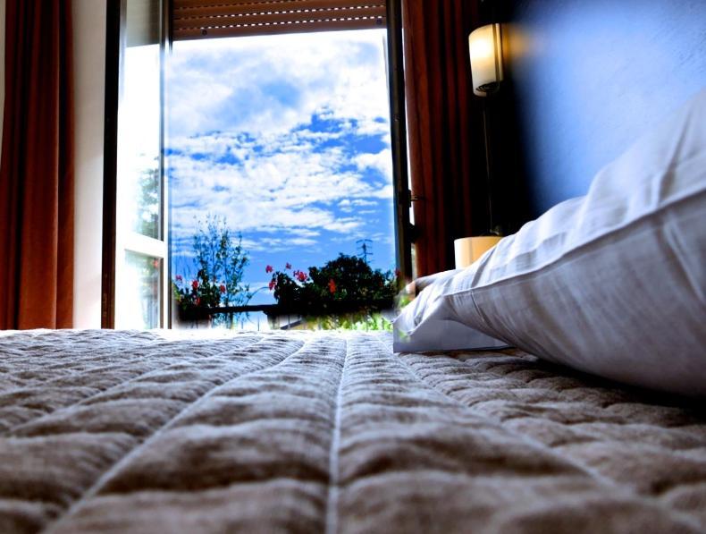 Hotel Colucci นัสโก้ ภายนอก รูปภาพ